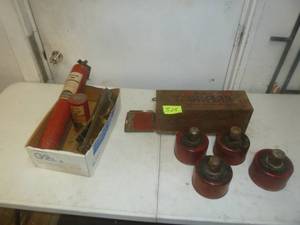 lot 525 image: Antique Fire Extinguisher & Road Flairs