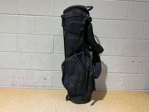 lot 44 image: Maxfli Honors Lite Stand Bag