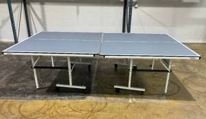 lot 160 image: Prince Challenger Table Tennis Table