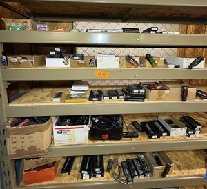 lot 20 image: KnivesNote All merchandise is new