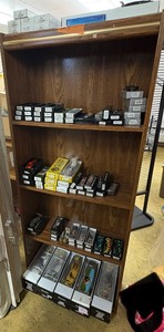 lot 125 image: Knives