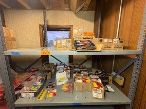 lot 130 image: Duracell, Panasonic, and Toshiba batteries