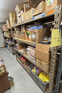 lot 175 image: Pallet racking L174 x 6 H x 30 D