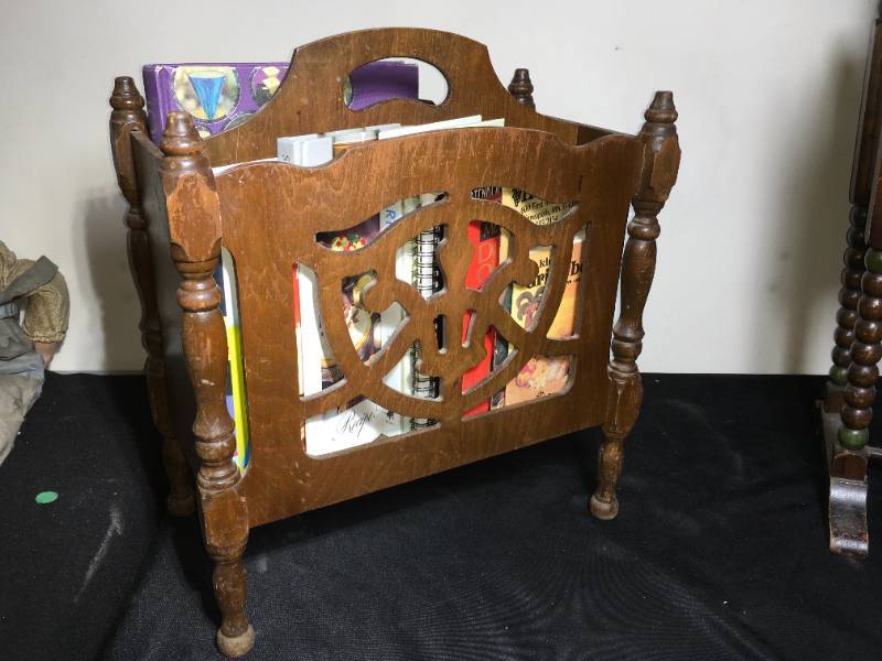 lot 36 image: Wooden Magazine Rack w Books