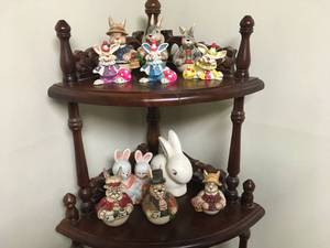 lot 303 image: Bunny Collection