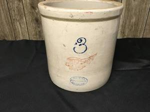 lot 41 image: Redwing Crock
