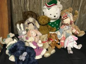 lot 333 image: Teddy Bear Lot
