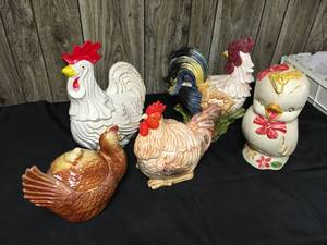 lot 342 image: Chicken Cookie Jars