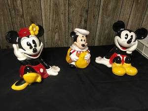 lot 345 image: Mickey & Minnie Mouse Cookie Jars