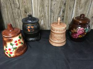 lot 347 image: Vintage Unique Cookie Jars
