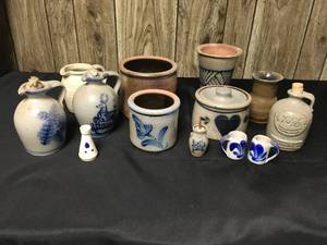 lot 366 image: Large Stoneware Lot