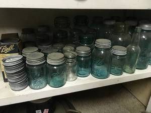 lot 388 image: VintageAntique Canning Jars