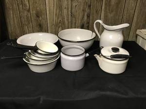 lot 249 image: Black & White Enamelware