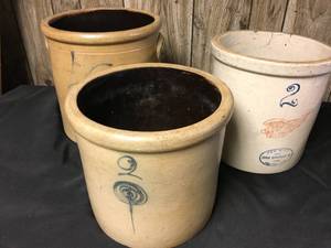 lot 262 image: Redwings Crocks