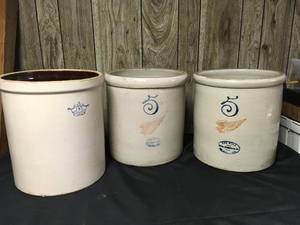 lot 240 image: 5 gal. Crock