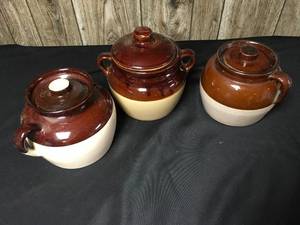 lot 296 image: Bean Pot Crocks 5