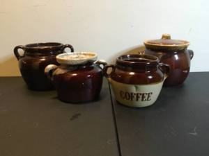 lot 414 image: Bean Crocks