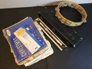 lot 415 image: Instrumental Collectables
