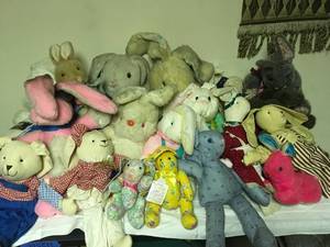 lot 449 image: Stuffed Animal Bunnies