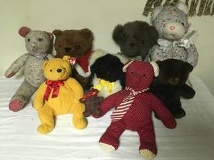 lot 470 image: Teddy Bear Lot