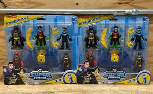 lot 22 image: IMAGINEXT Super Friends lot of 2
