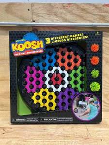 lot 40 image: Koosh Face Off Game