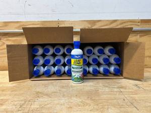 lot 46 image: LEAFZONE Aquarium 24 bottles