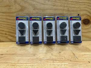lot 99 image: Magnet Source .08 in. L X 1.25 in. W Black Flexible Magnetic Shapes 30 pc (lot of 5)