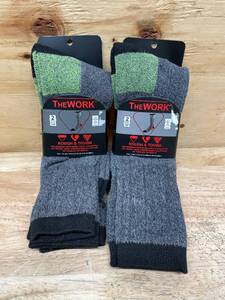 lot 154 image: The Work - Lot of 2 - Socks 2 Pair Pack in Green in Size 10-13