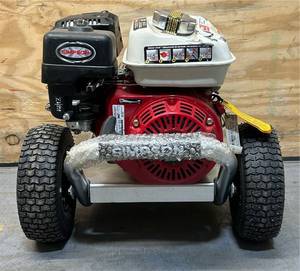 lot 178 image: SIMPSON Professional Power Washer 3200 GPM 2.8 Msrp $829.99 sold as is