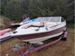 lot 3 image: 1992 Maxim Boat 17FT