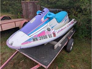 lot 4 image: Jet Ski