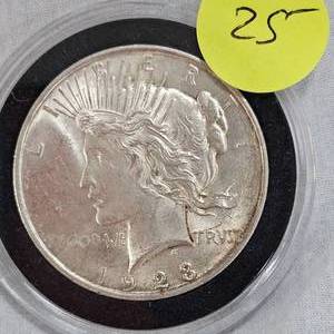 lot 25 image: 1923 O Peace $1