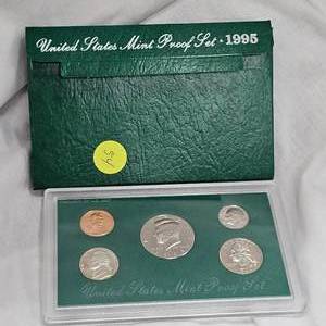 lot 54 image: 1995 US Mint Proof Set