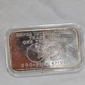 lot 68 image: 1oz .999 Silver Ingot
