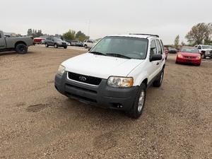 lot 13 image: 2003 Ford Escape