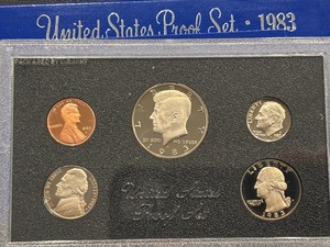 lot 27 image: 1983-S Proof Set