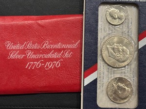 lot 34 image: 1976-S Bicentennial Silver Set Uncirculated