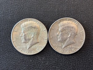 lot 107 image: Kennedy Half Dollars 40% Silver