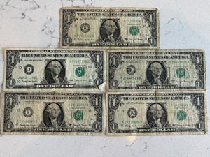lot 113 image: 1963 Green Seal $1 Dollar Barr Notes