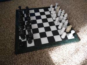 lot 8 image: Beautiful Marble Chess Set