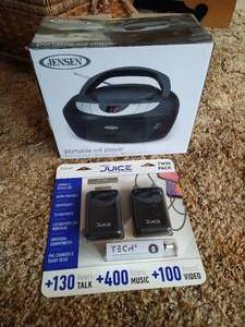 lot 59 image: Portable CD Player & Power Banks