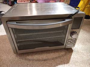 lot 110 image: Gourmia Digital Air Fryer