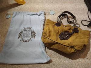 lot 114 image: Juicy Couture Leather Purse & Original Bag