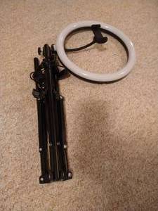 lot 135 image: Ring Light For Online Streaming