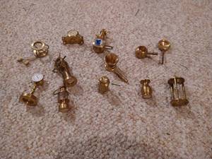 lot 139 image: Large Lot of Tiny Brass Items