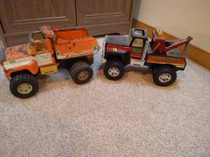 lot 151 image: (2) Vintage Nylint Metal Trucks