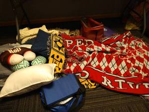 lot 182 image: Blankets, Pillows, Etc