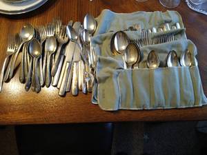 lot 193 image: Huge Lot of Flatware - Includes Silverplate