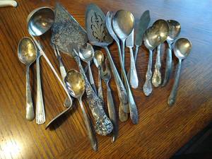 lot 196 image: Misc Flatware - Mostly Silverplate